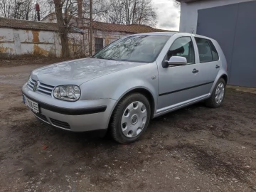 Авто Volkswagen Golf 2003 № 7139205