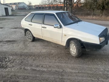 Авто ВАЗ 21093 1999 № 7141734