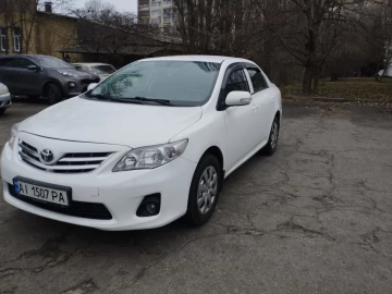 Авто Toyota Corolla 2011 № 7143175