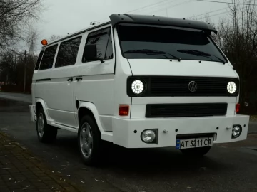 Авто Volkswagen Transporter 1990 № 7143533