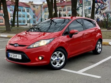 Авто Ford Fiesta 2012 № 7144457