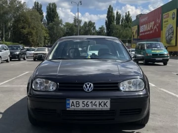 Авто Volkswagen Golf 2000 № 7157837
