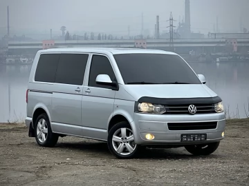 Авто Volkswagen Multivan 2011 № 7159396