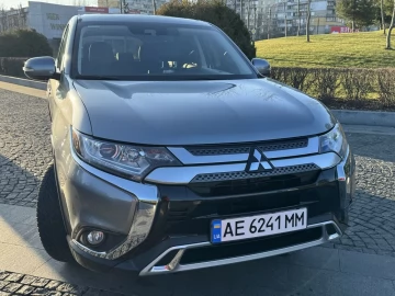 Авто Mitsubishi Outlander 2019 № 7161775