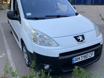 Авто Peugeot Partner 2009 № 7175137