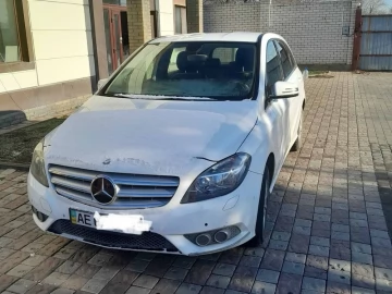 Авто Mercedes B Серия 2012 № 7176885