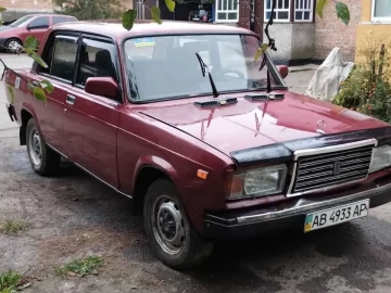 Авто ВАЗ 2107 1993 № 7184204