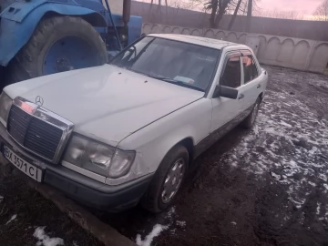 Авто Mercedes 220 1987 № 7191299