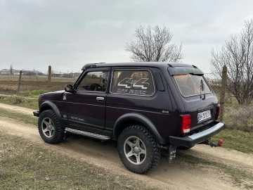 Авто ВАЗ 2113 1998 № 7200641