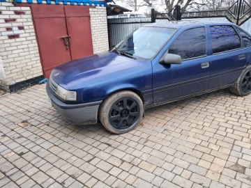 Авто Opel Vectra 1992 № 7208405