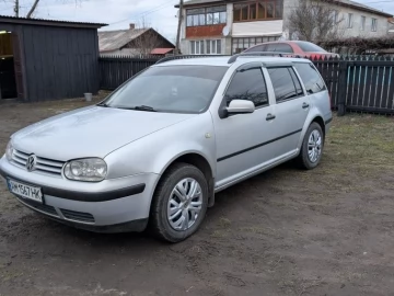 Авто Volkswagen Golf 1999 № 7208732