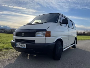 Авто Volkswagen Transporter 2000 № 7209466