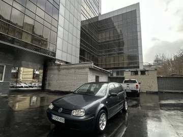 Авто Volkswagen Golf 2002 № 7210215