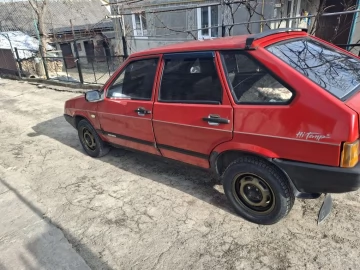 Авто ВАЗ 2109 1991 № 7212249