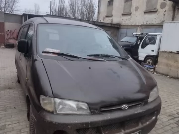 Авто Hyundai H200 2007 № 7213367