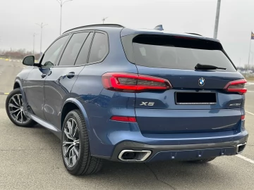 Авто BMW X5 2021 № 7214594