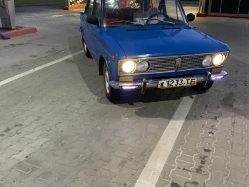 Авто ВАЗ 2103 1976 № 7215339