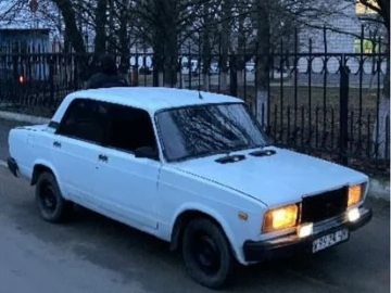 Авто ВАЗ 2107 1991 № 7216349