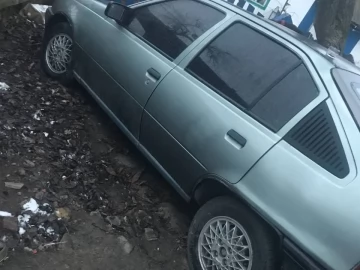 Авто Opel Kadett 1983 № 7218159