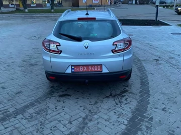 Авто Renault 8 2012 № 7218349
