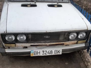 Авто ВАЗ 2103 1988 № 7220917