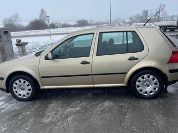 Авто Volkswagen Golf 2001 № 7221895