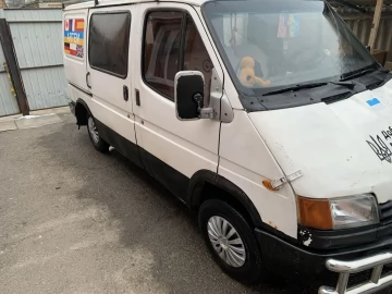 Авто Ford Transit 1988 № 7224416