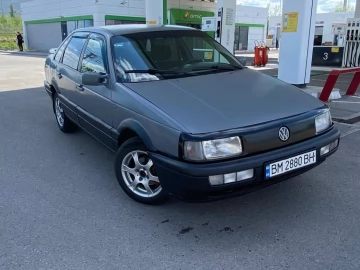 Авто Volkswagen Passat Sedan 1989 № 7225722