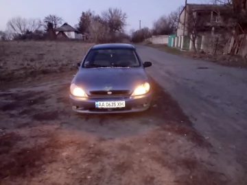 Авто KIA Rio Pride  2001 № 7225761