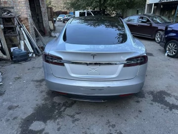 Авто Tesla Model S 2014 № 7227684