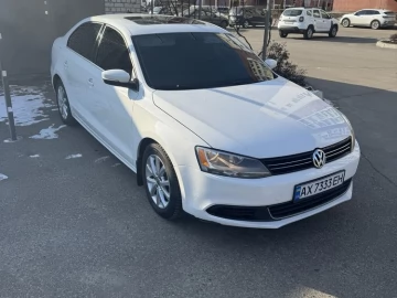 Авто Volkswagen Jetta 2012 № 7246403