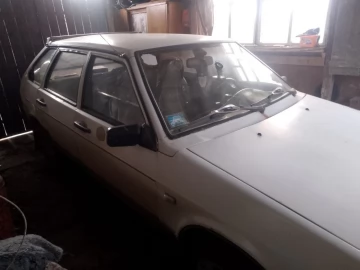 Авто ВАЗ 2109 1991 № 7248792