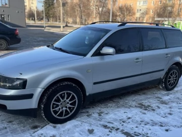 Авто Volkswagen Passat Variant 1999 № 7249443