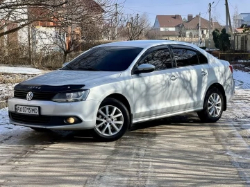Авто Volkswagen Jetta 2011 № 7249668