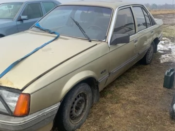 Авто Opel Rekord 1980 № 7250515