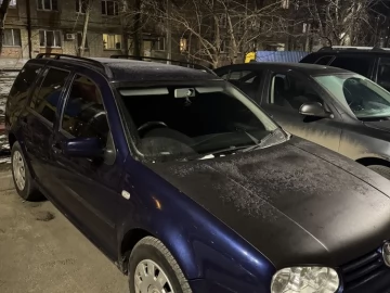 Авто Volkswagen Golf 2004 № 7250536