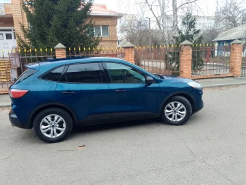 Авто Ford Escape 2020 № 7252176