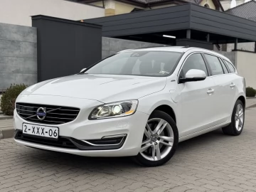 Авто Volvo V60 2014 № 7254509