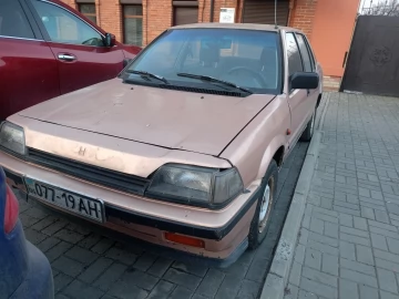 Авто Honda Civic 1987 № 7257594