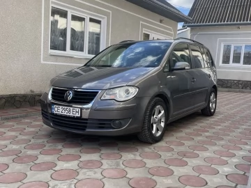 Авто Volkswagen Touran 2007 № 7259534