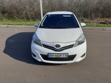Авто Toyota Yaris 2012 № 7260188