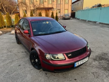 Авто Volkswagen Passat Sedan 1999 № 7268486