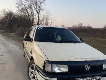 Авто Volkswagen Passat Sedan 1991 № 7268911