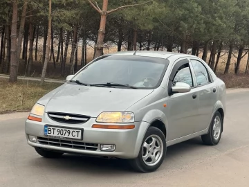 Авто Chevrolet Aveo 2004 № 7269198