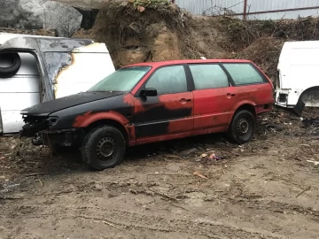 Авто Volkswagen Passat Variant 1993 № 7269393