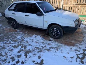 Авто ВАЗ 2109 1995 № 7273672