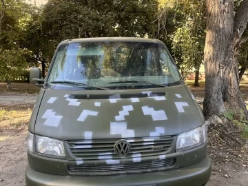 Авто Volkswagen Multivan 1998 № 7274260