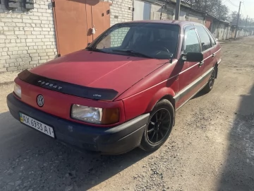 Авто Volkswagen Passat Sedan 1990 № 7274380