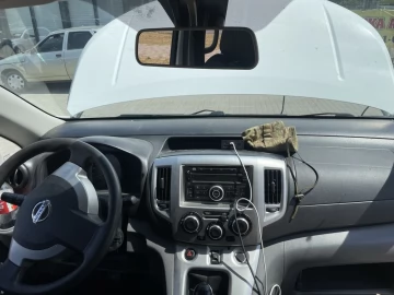 Авто Nissan Nv200 2012 № 7276588
