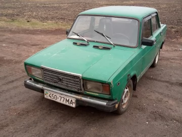 Авто ВАЗ 2107 1987 № 7294180